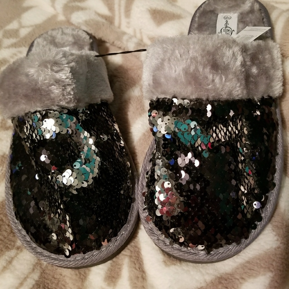 New with Tags womens sequences changing shoes